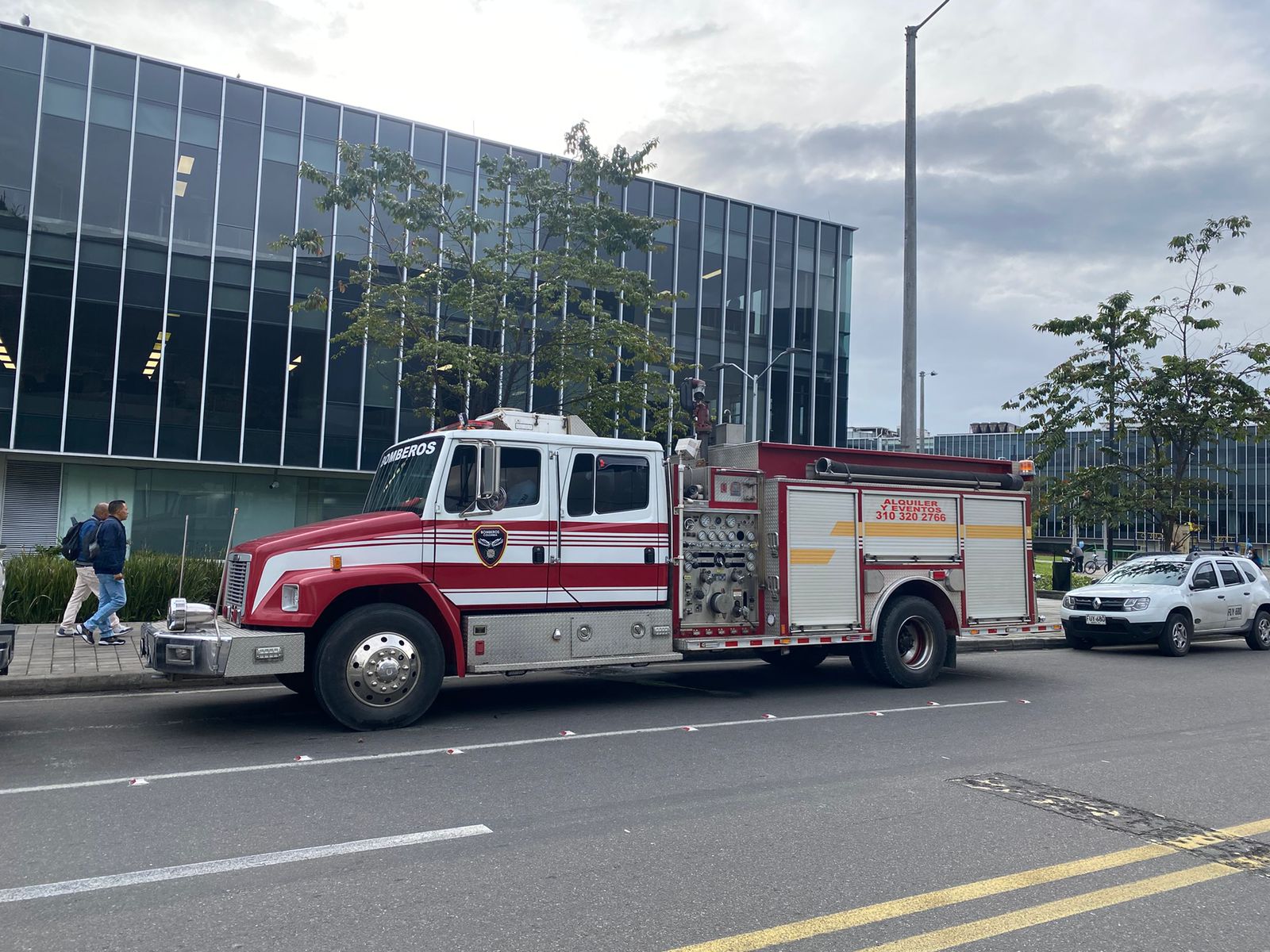 Cotizar alquiler de Camión de Bomberos